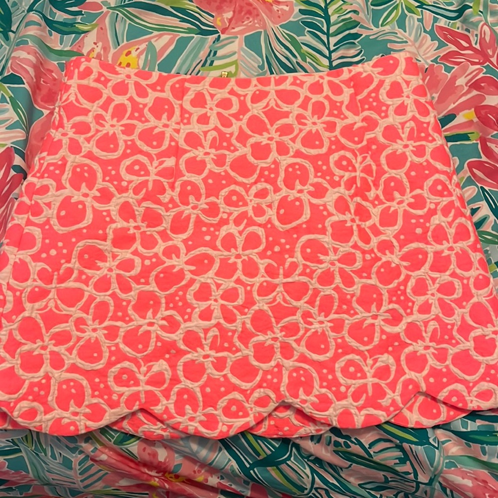 Lilly Pulitzer fitted skirt Pink and white